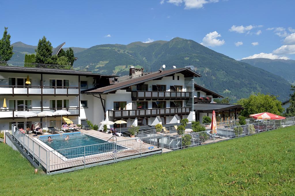 Wohlfuehlhotel Schiestl Fuegen Luaran gambar