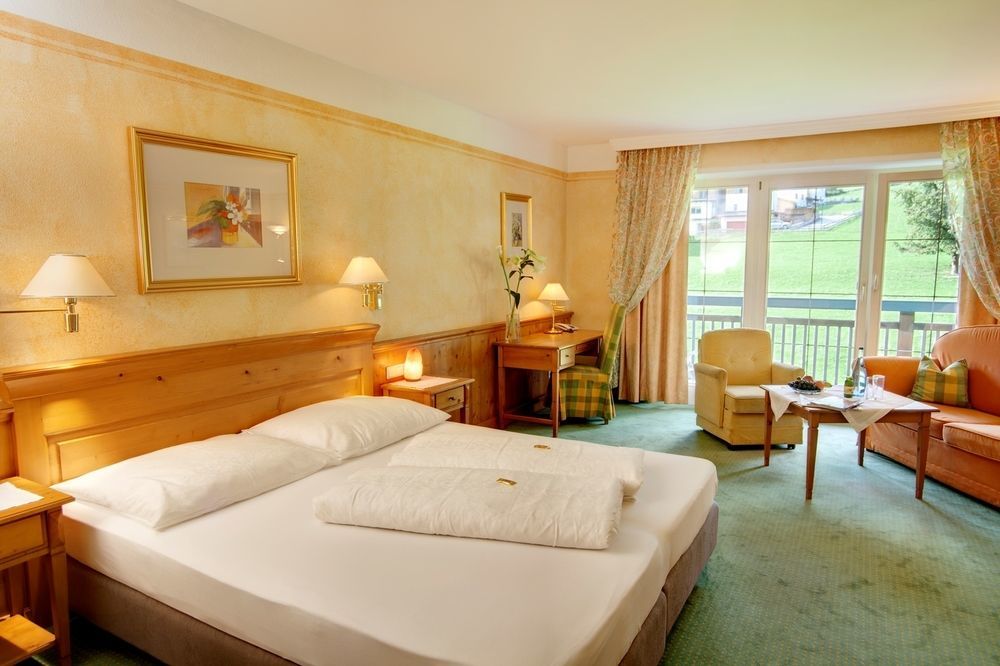 Wohlfuehlhotel Schiestl Fuegen Luaran gambar