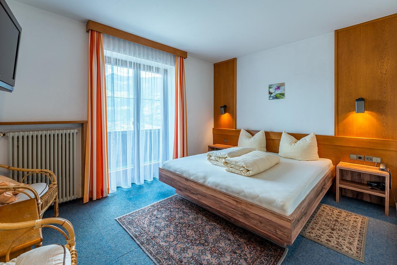 Wohlfuehlhotel Schiestl Fuegen Luaran gambar