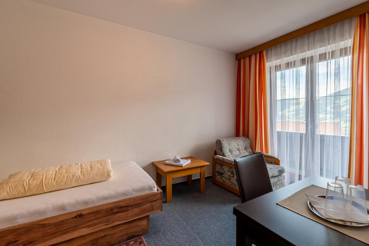 Wohlfuehlhotel Schiestl Fuegen Luaran gambar