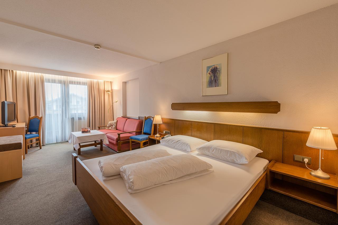 Wohlfuehlhotel Schiestl Fuegen Luaran gambar